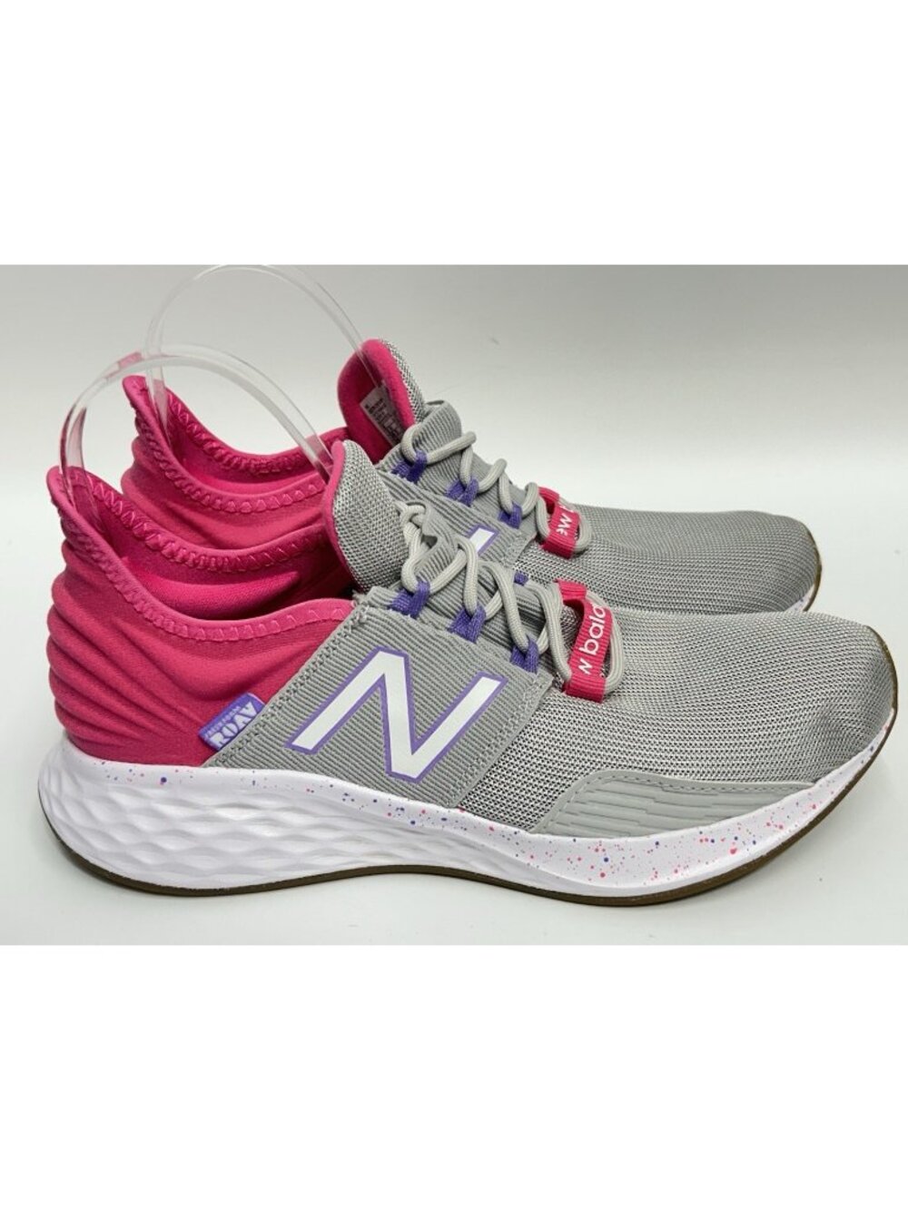 New Balance Fresh Foam Roav V1 Sneakers Womens Sz 6 Grey Pink Lace Up Running